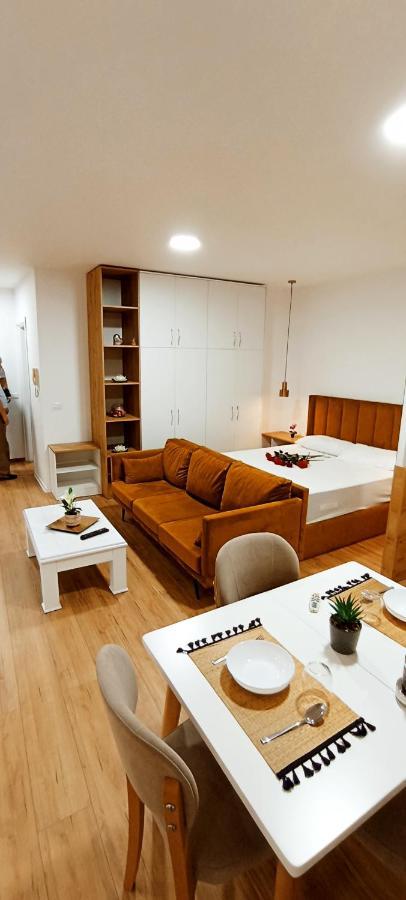 Selvia Apartament ติรานา ภายนอก รูปภาพ
